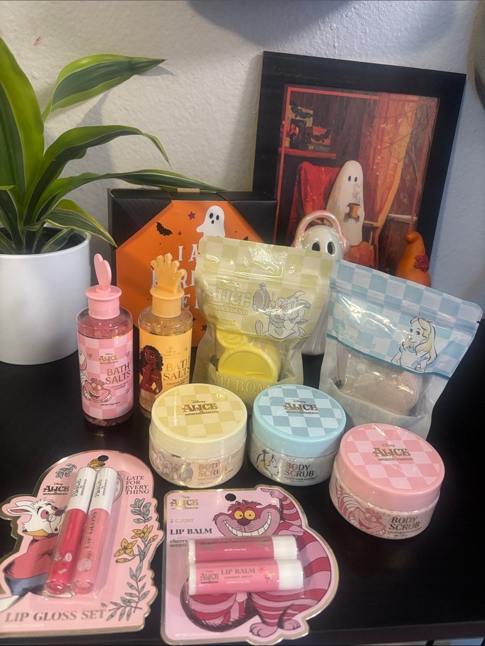 Alice in Wonderland Pastel Body Scrub Trio 2 bath salts 2 bath bombs 4 lippies